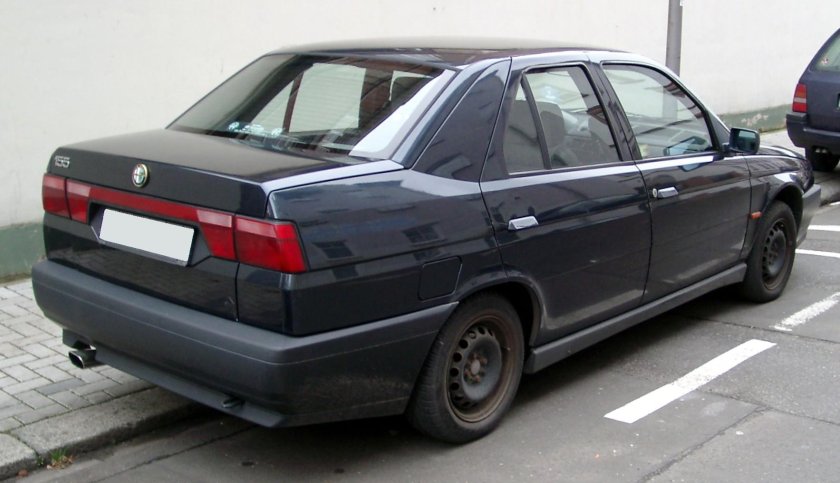 Alfa Romeo 155 1992