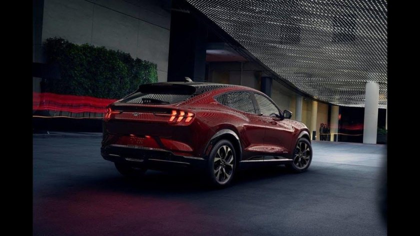 Форд мустанг кроссовер 2021