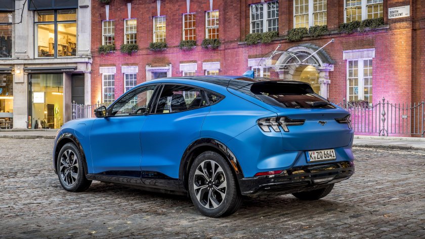 Форд мустанг mach e 2021