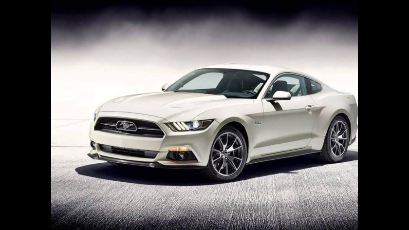 Форд Мустанг 2022