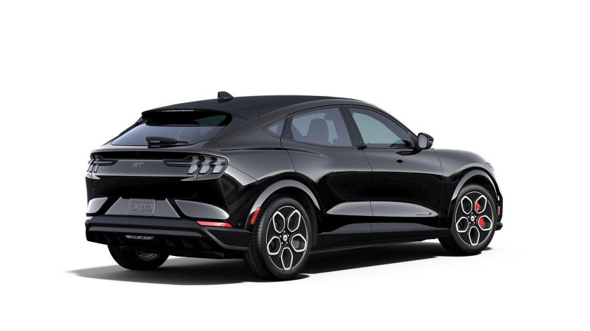 Форд Мустанг 2022