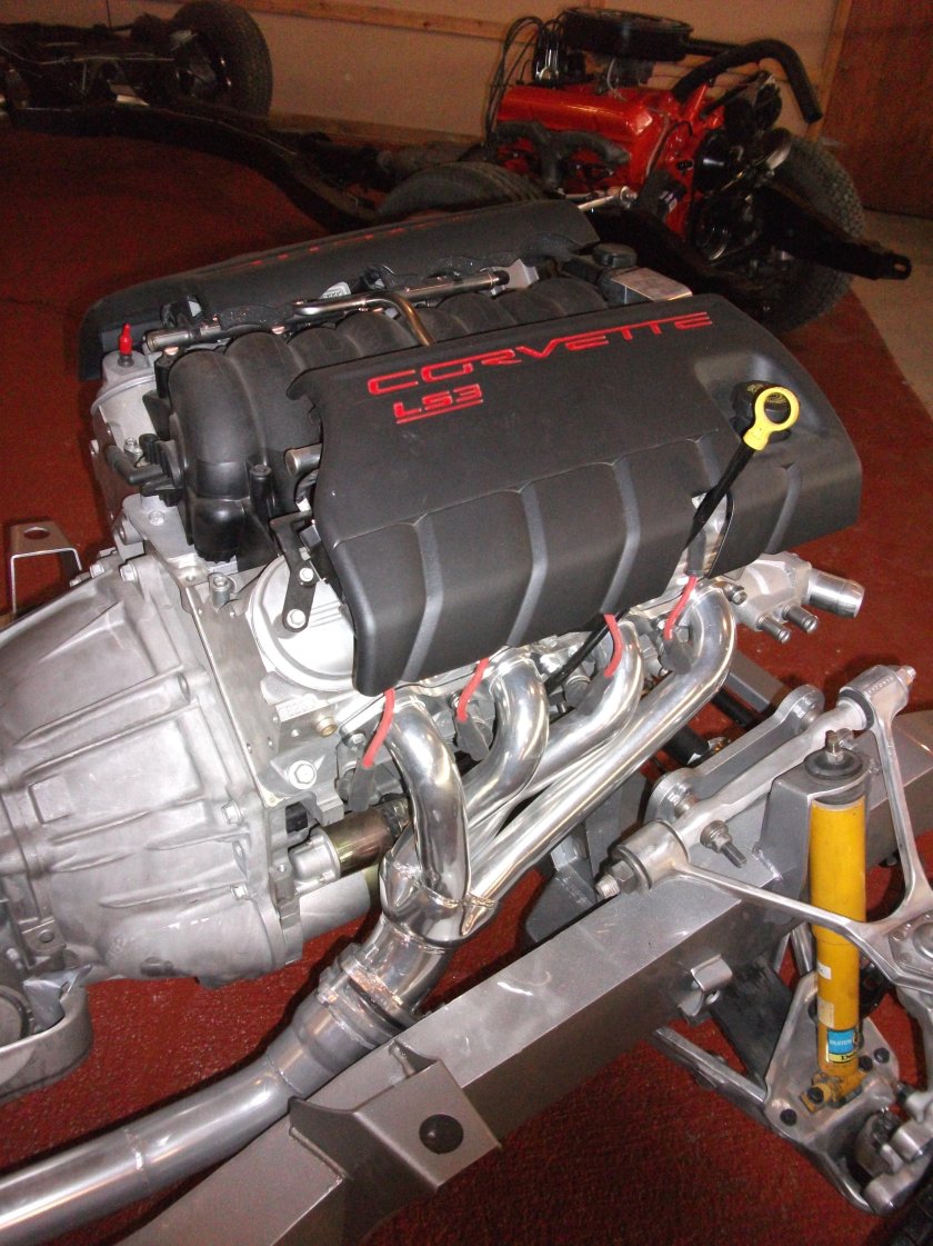 Двигатель автомобиля