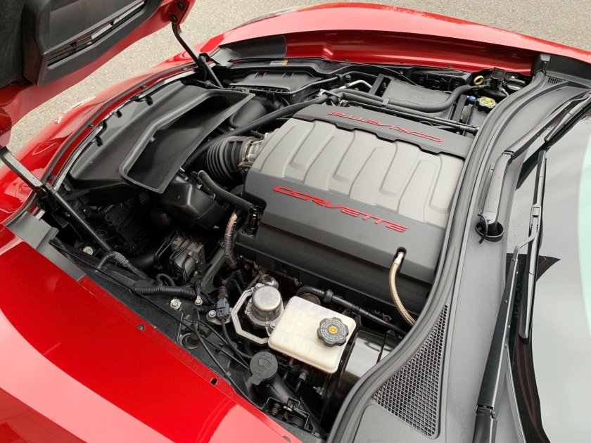 Chevrolet corvette c7 двигатель