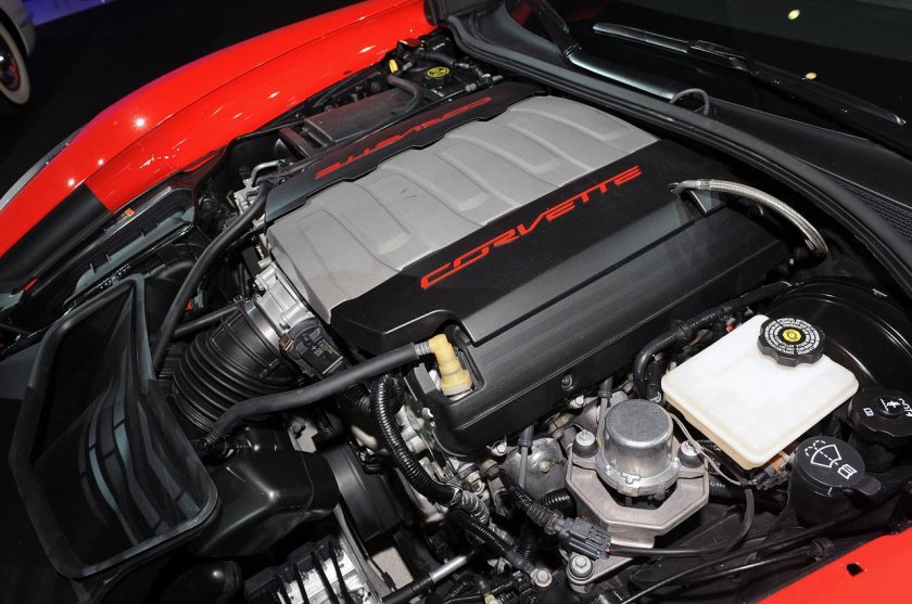 Chevrolet Corvette engine