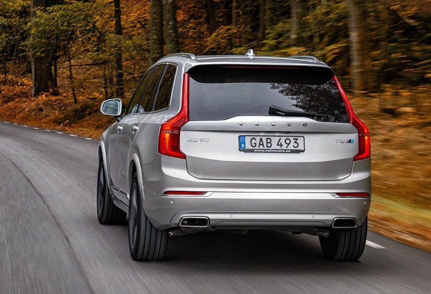 Volvo xc90 t8