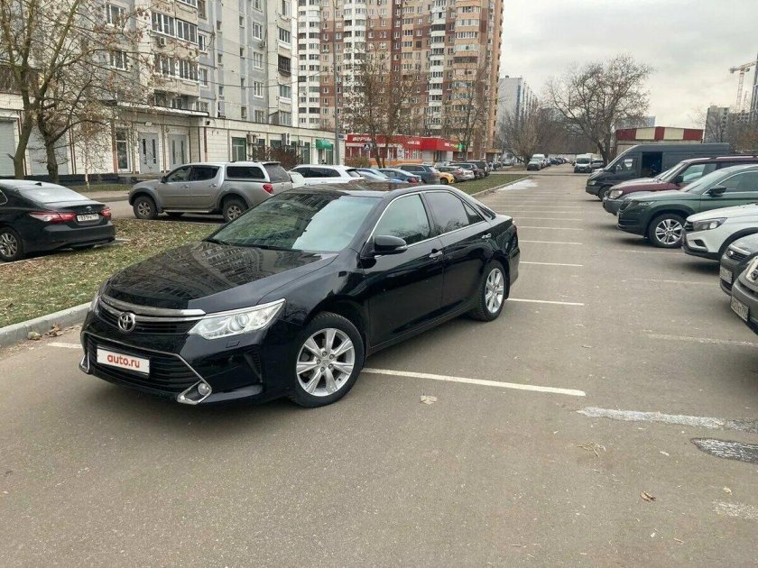 Toyota camry 3.5 2017