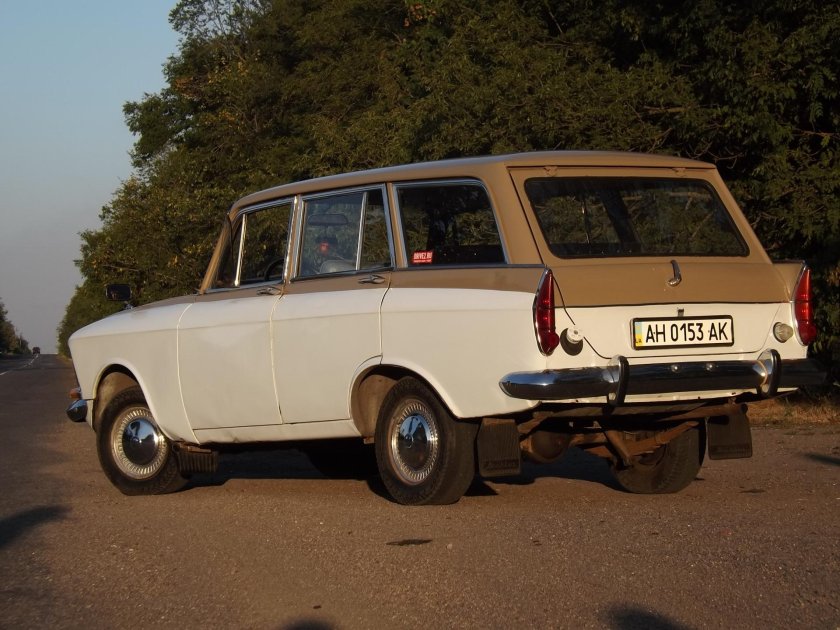 Москвич ИЖ 427