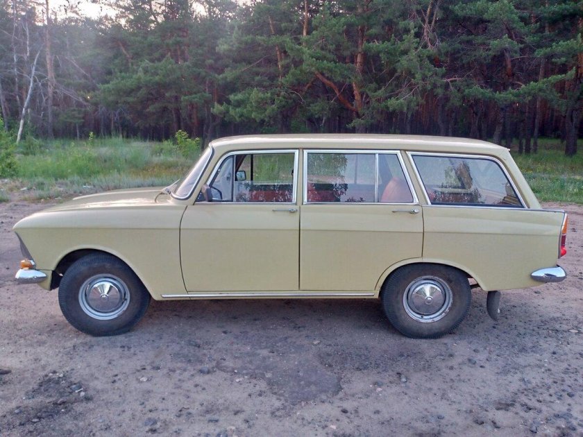 Москвич 427 универсал