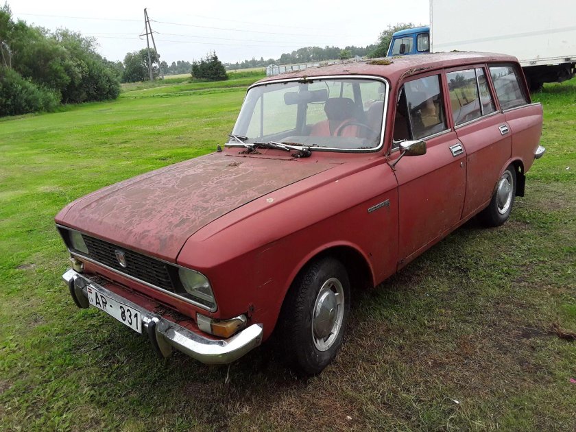 Москвич Комби 2137