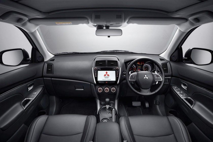 Mitsubishi ASX 2014 салон