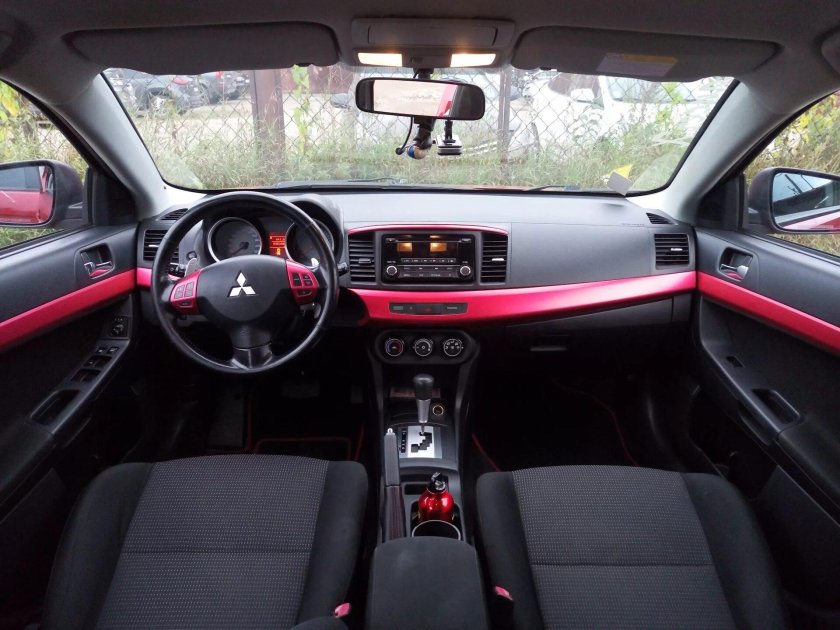 Ланцер 10 салон