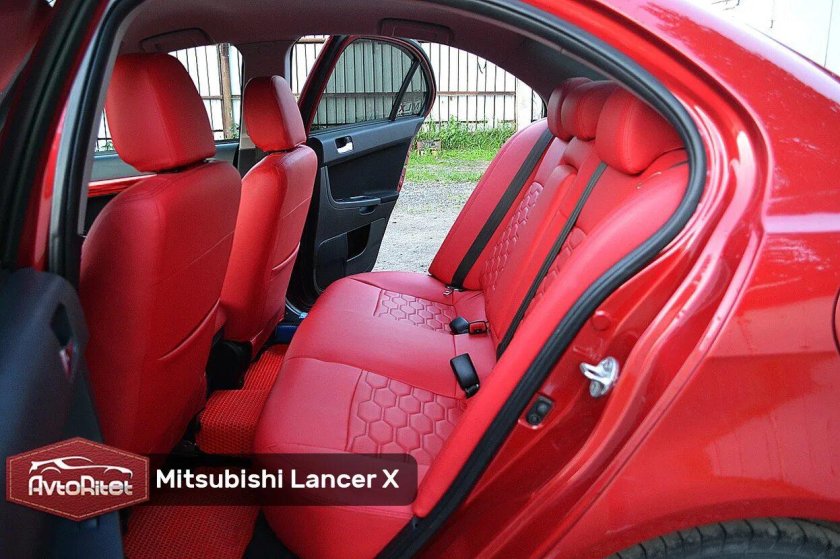 Сиденья Mitsubishi Lancer 10