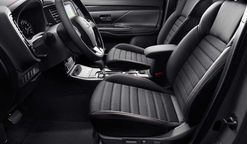 Mitsubishi Outlander Black Edition 2021