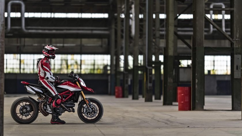 Ducati Hypermotard 950