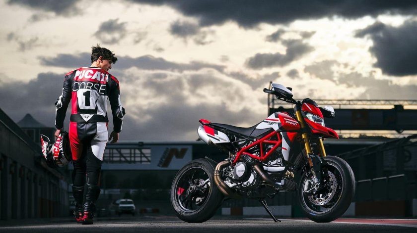 Ducati Hypermotard 950
