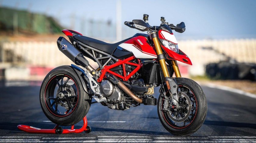 Ducati Hypermotard 950
