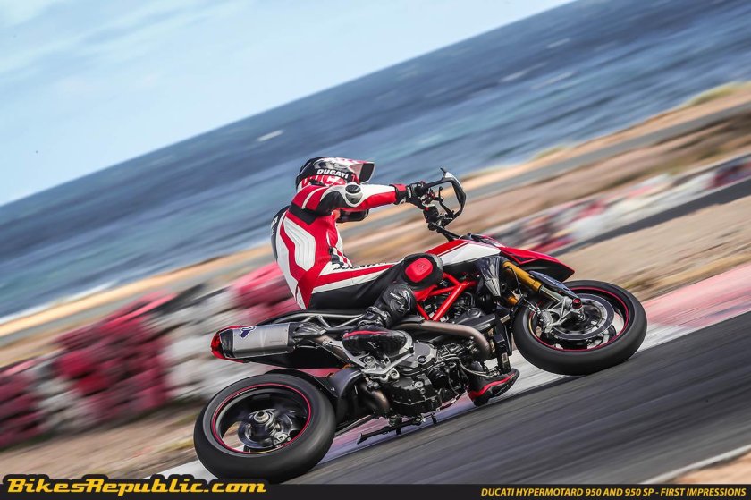 Ducati Hypermotard 950
