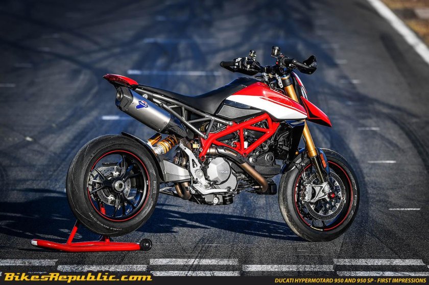 Ducati Hypermotard 950