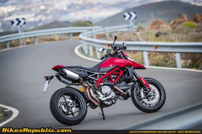 Ducati Hypermotard 950