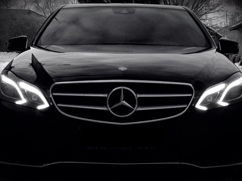 Мерседес е200 w212 черный