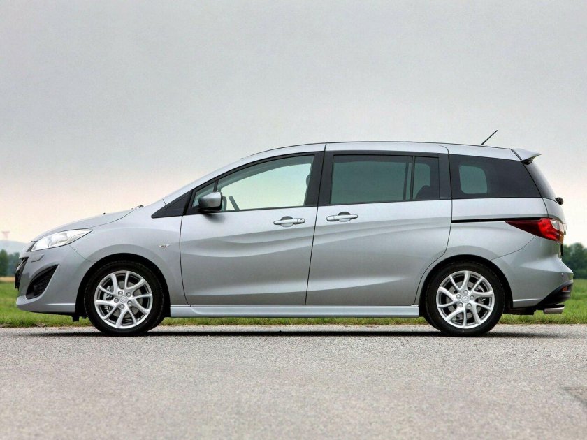 Mazda5 компактвэн