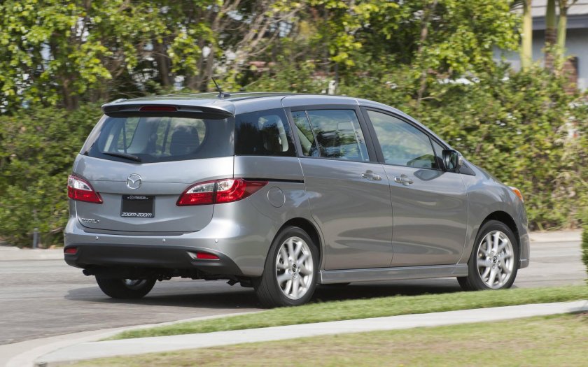 Mazda5 компактвэн
