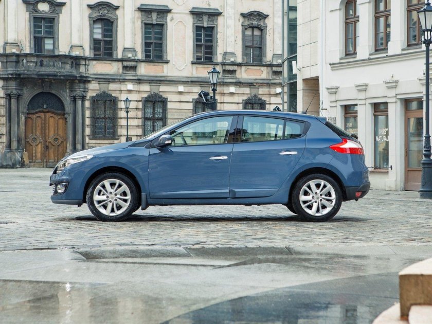 Renault Megane 3 хэтчбек