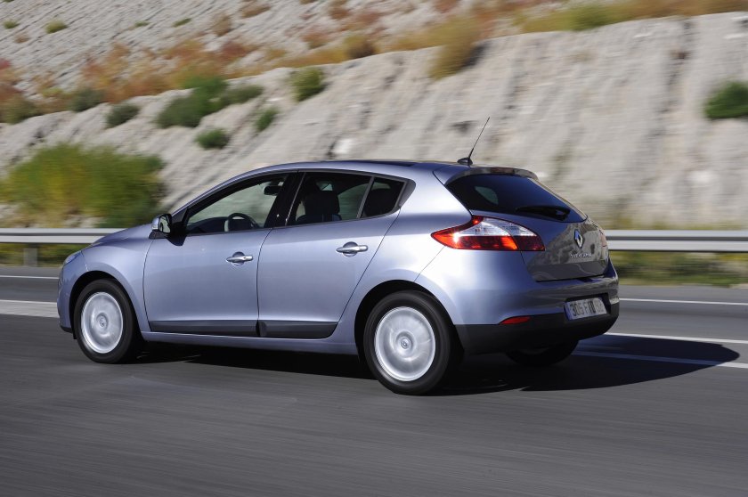 Рено Меган хэтчбек 2008