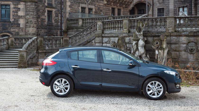 Рено Меган 3 поколение хэтчбек