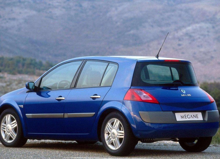 Рено Меган 2 хэтчбек