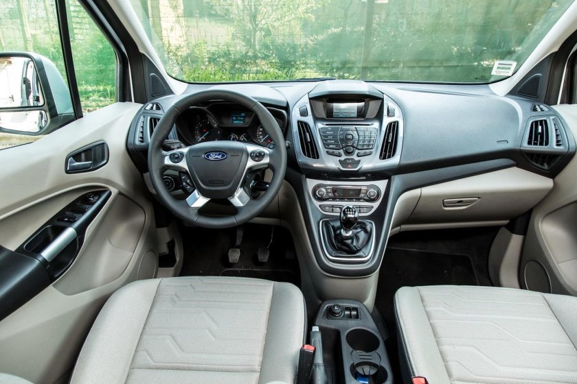 Ford transit connect 2014 салон
