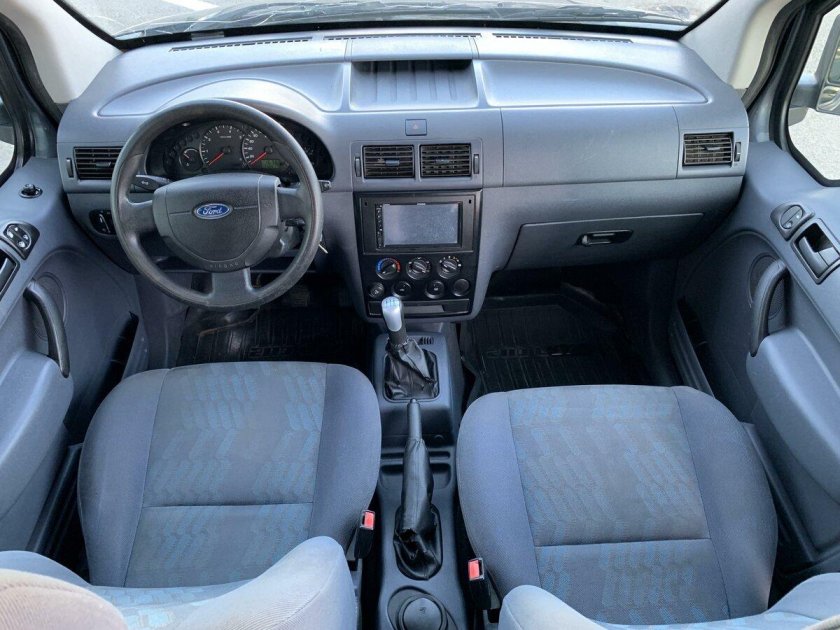 Форд Tourneo connect 2008