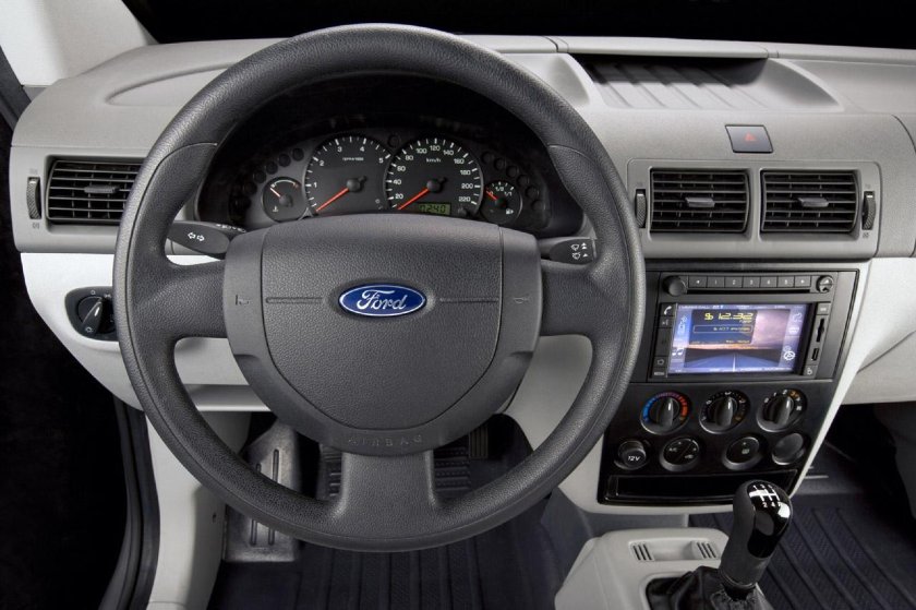 Форд Транзит Коннект 2008 салон