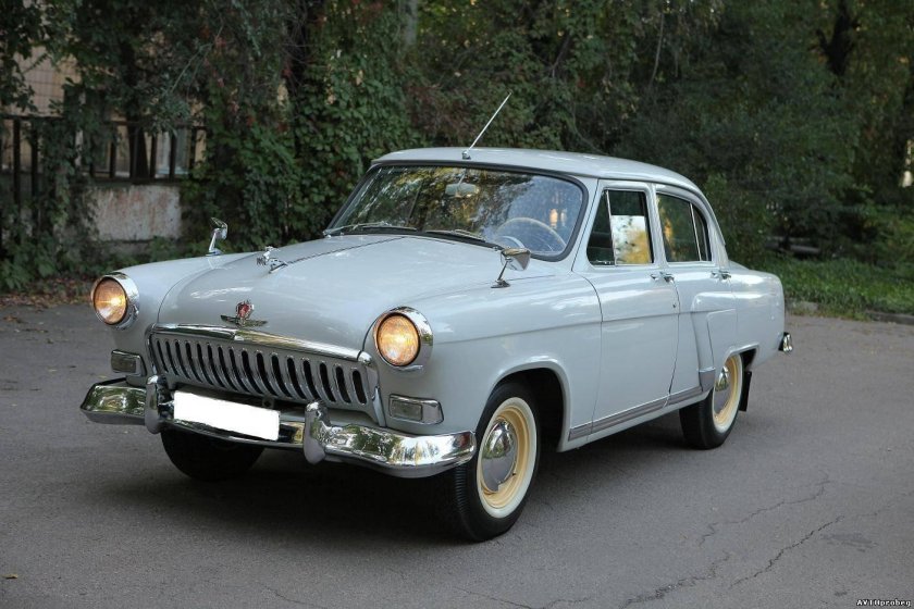 Машина Волга ГАЗ 21