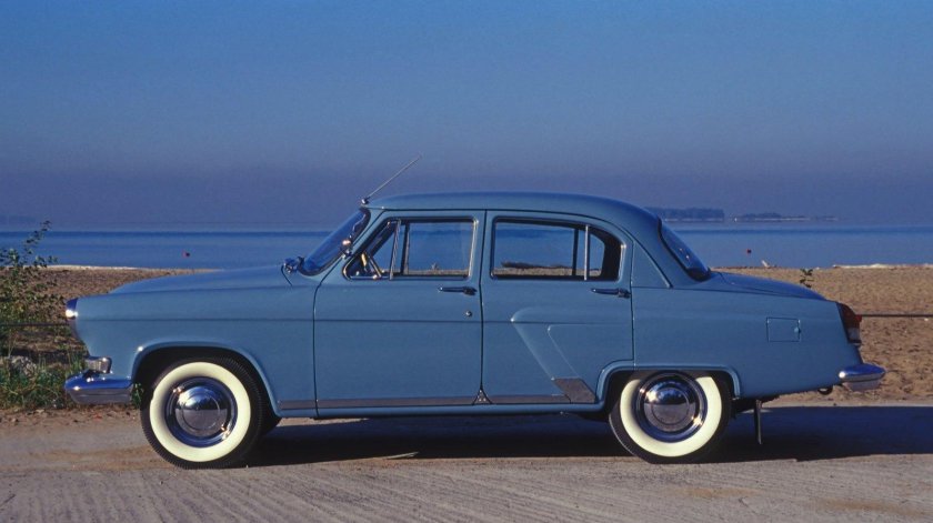 ГАЗ 21 Волга сбоку