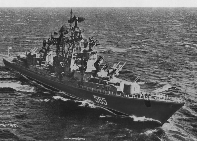 Стерегущий большой противолодочный корабль