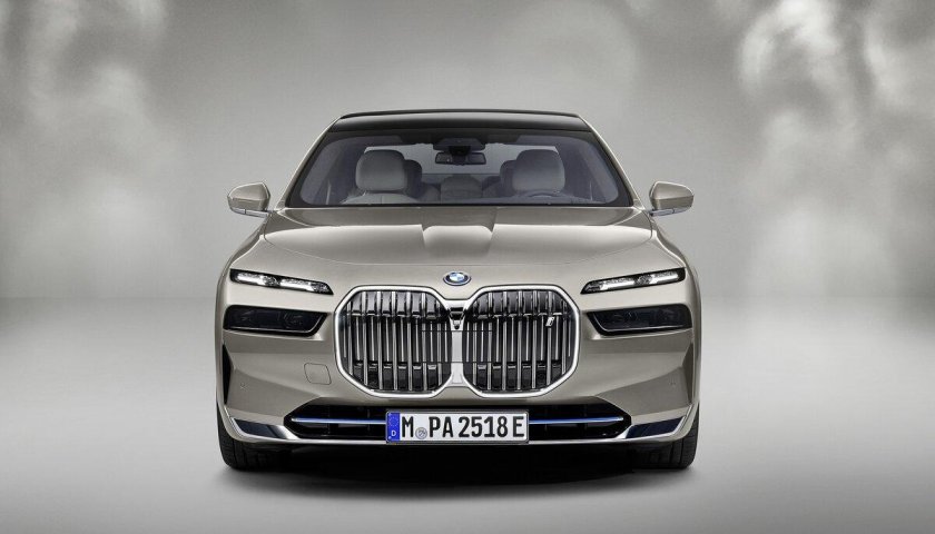 Новая бмв 7 серии