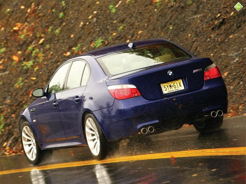 БМВ m5 2007