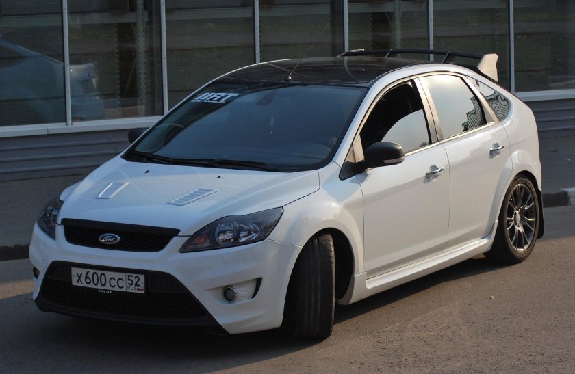 Ford Focus 2 хэтчбек