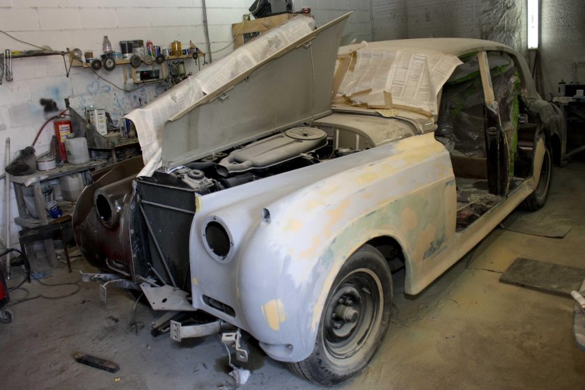 Реставратор автомобилей