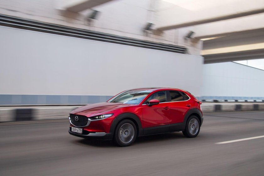 Мазда кроссовер 30