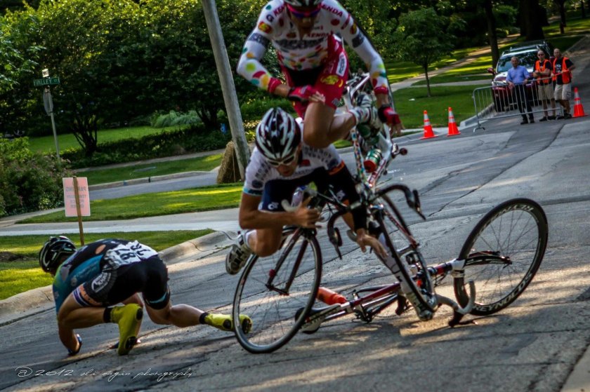 Прикольный велосипедист