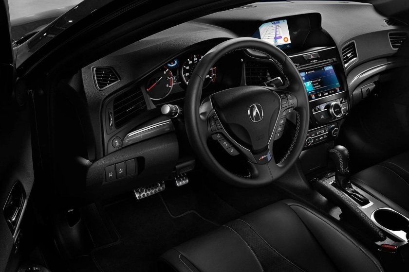 Акура машина