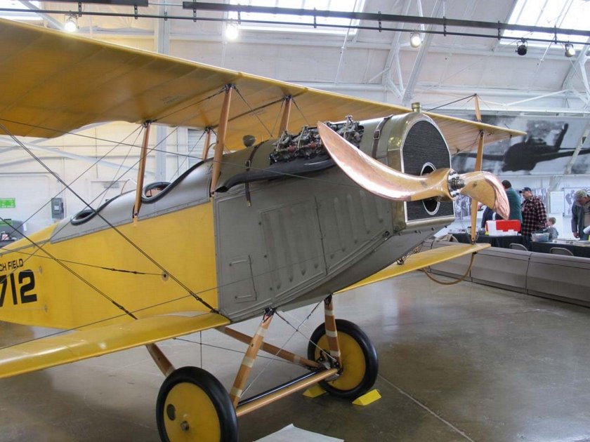 Curtiss JN-4
