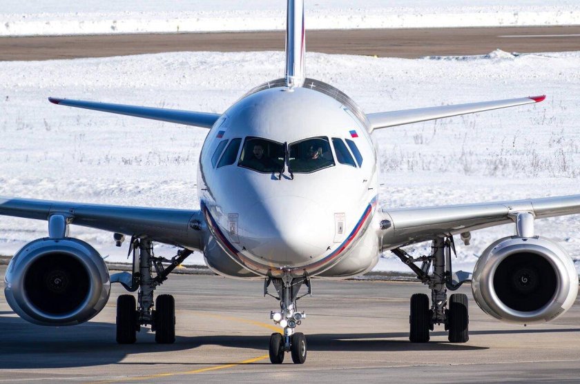 Sukhoi Superjet 100