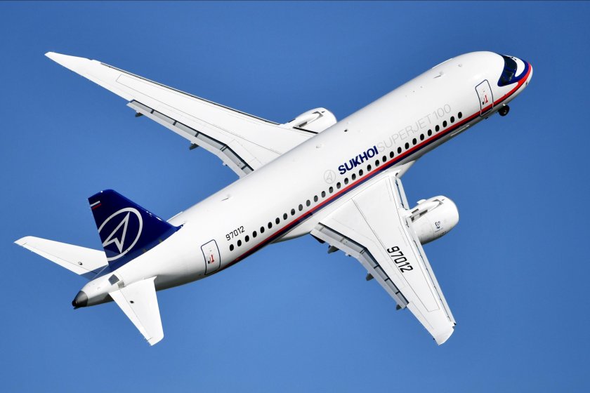 Крыло Суперджет 100