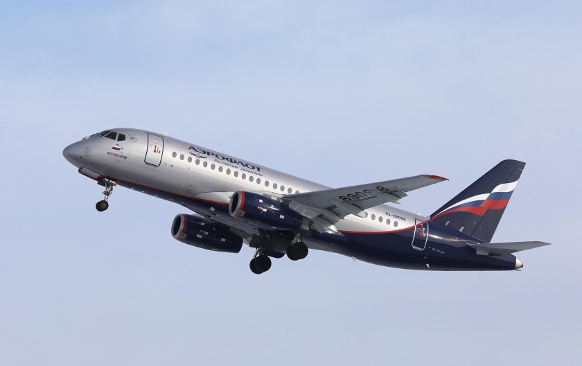 Sukhoi superjet 100 аэрофлот