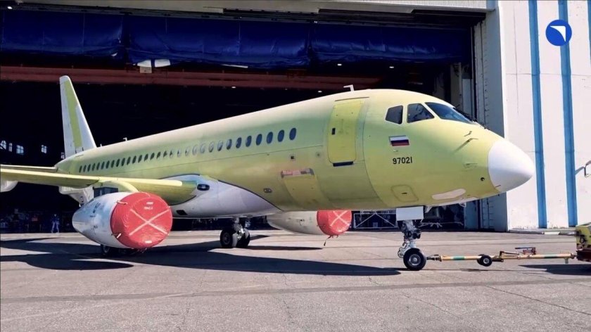 Sj100 самолет