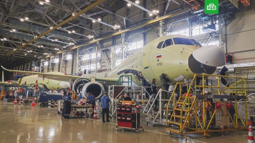 SSJ-New самолет