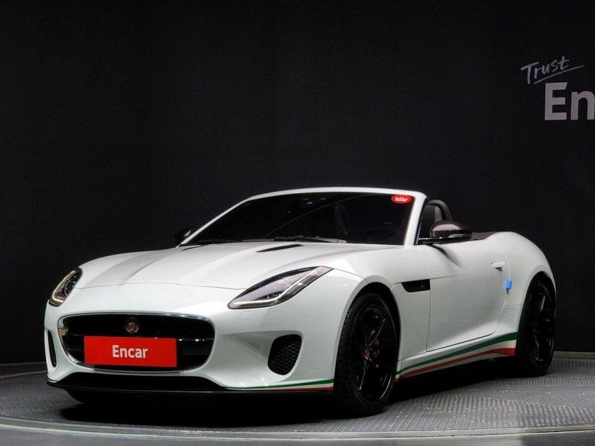 Автомобиль jaguar